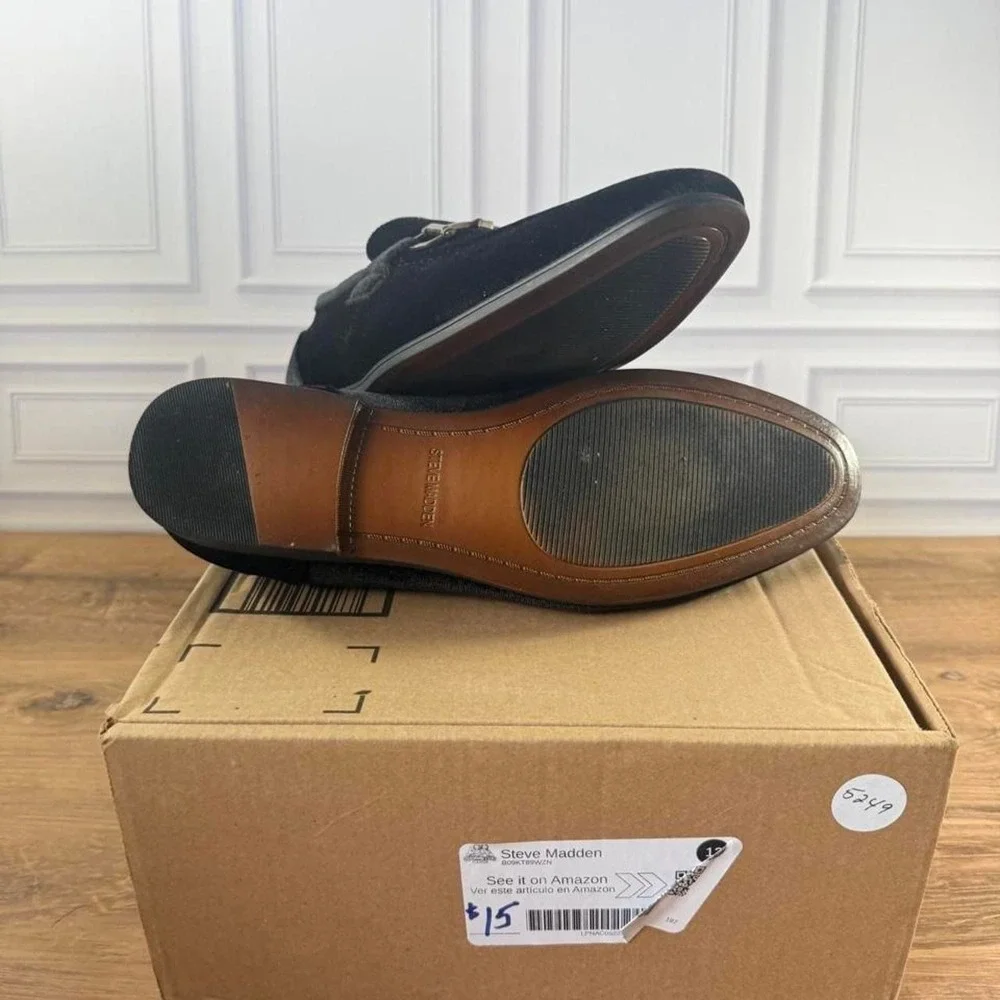 Steve Madden Black Velvet Loafers with Gold Buckle size 11.5'